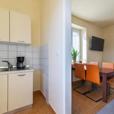 2 Bedroom Nice In