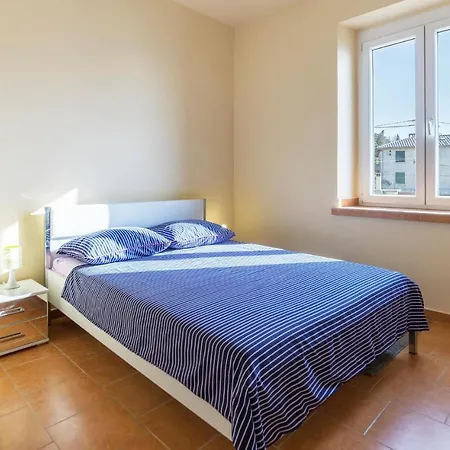 Apartment 2 Bedroom Nice In *